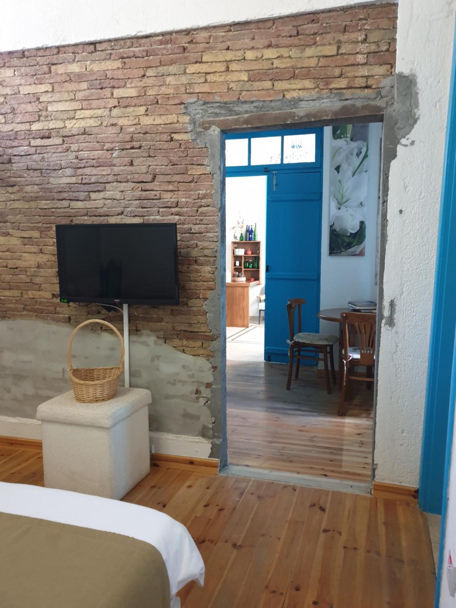 Cypriot Swallow Boutique Hotel Nicósia Quarto foto